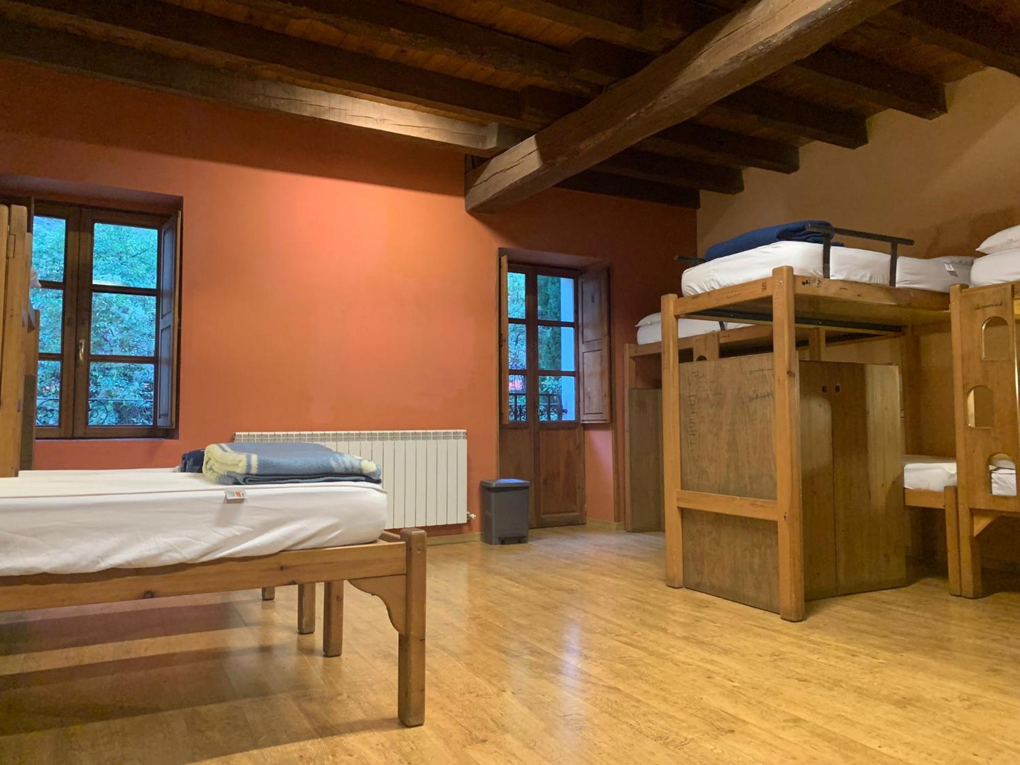 Albergue-Refugio Sargantana Canfranc Εξωτερικό φωτογραφία