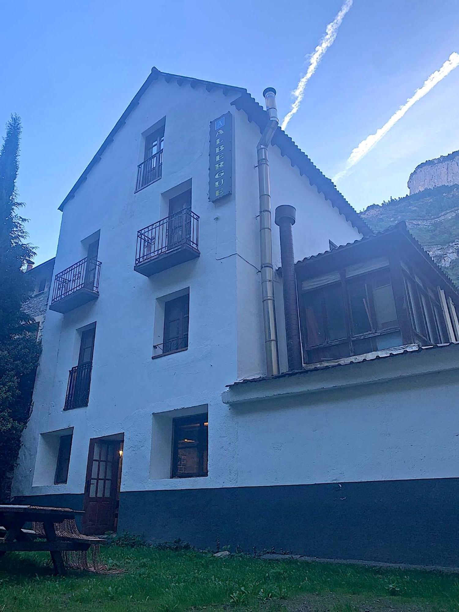 Albergue-Refugio Sargantana Canfranc Εξωτερικό φωτογραφία