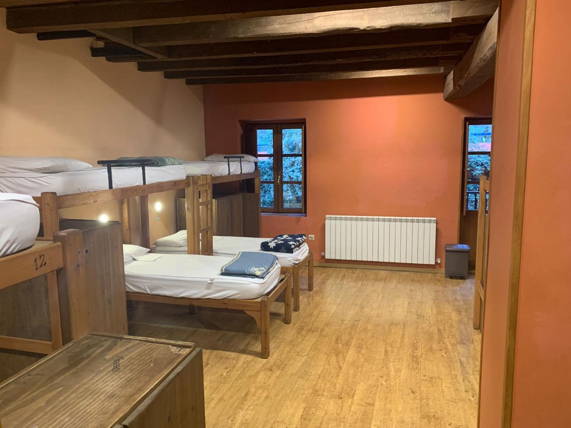 Albergue-Refugio Sargantana Canfranc Εξωτερικό φωτογραφία