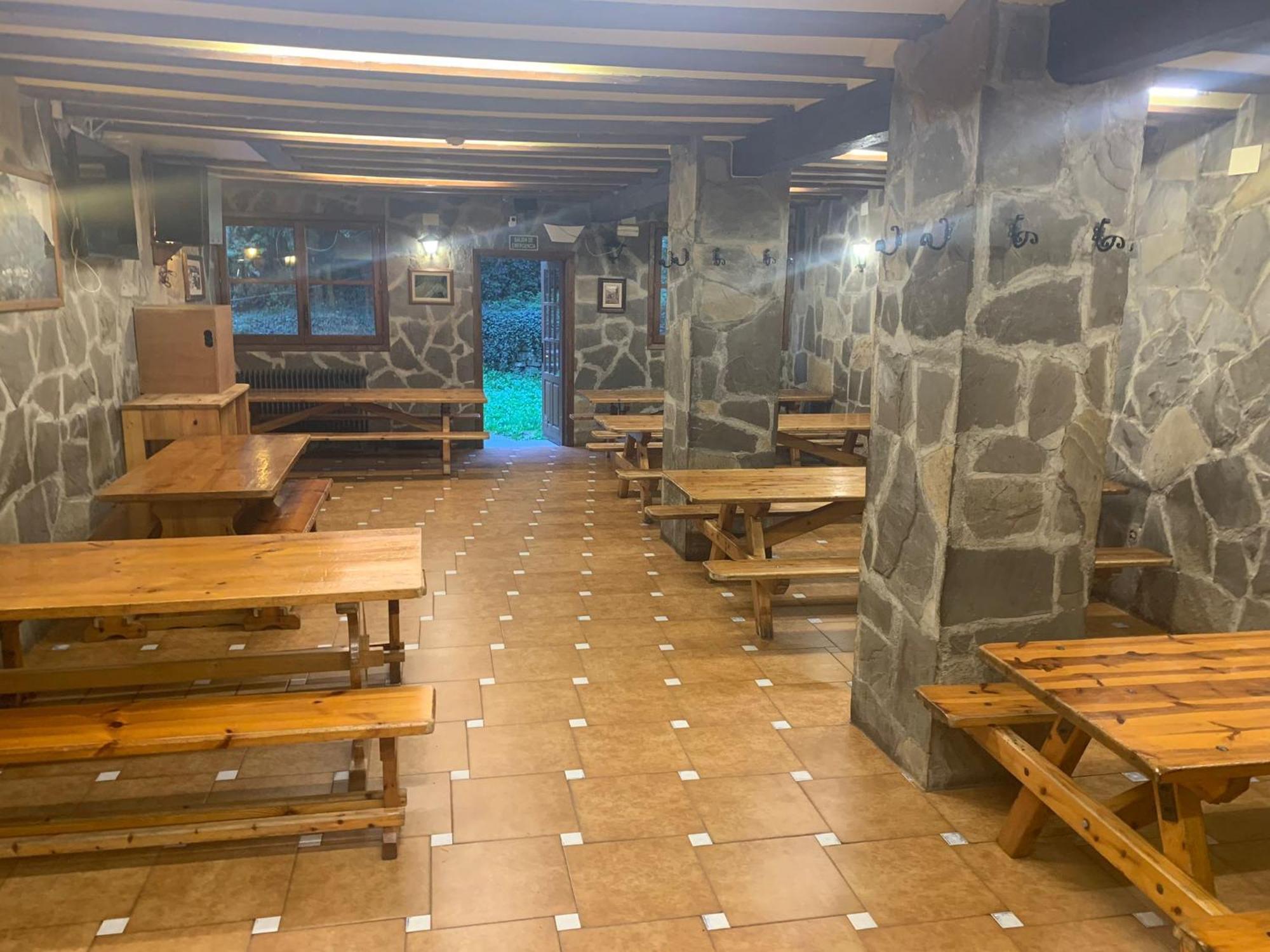 Albergue-Refugio Sargantana Canfranc Εξωτερικό φωτογραφία