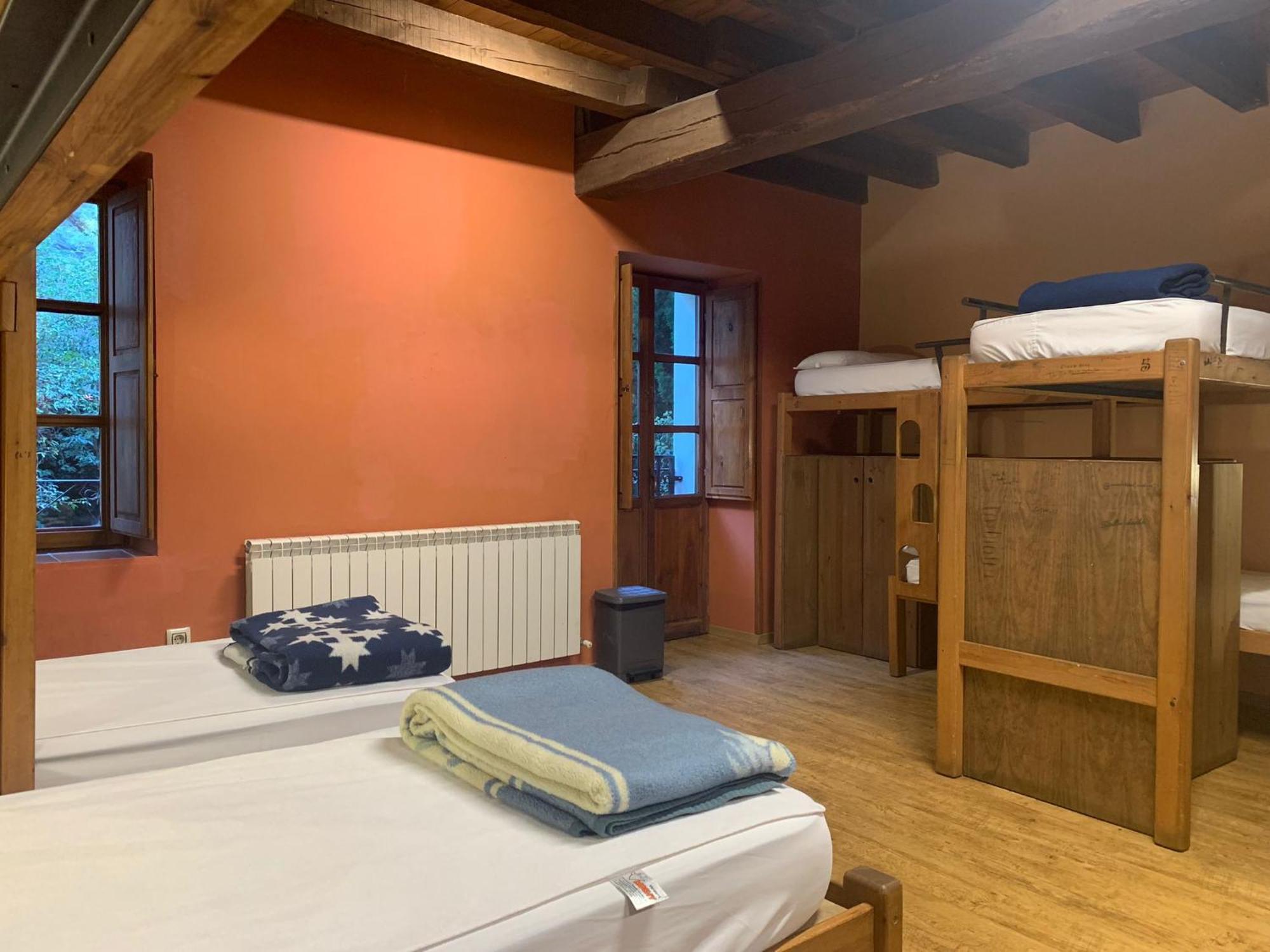 Albergue-Refugio Sargantana Canfranc Εξωτερικό φωτογραφία