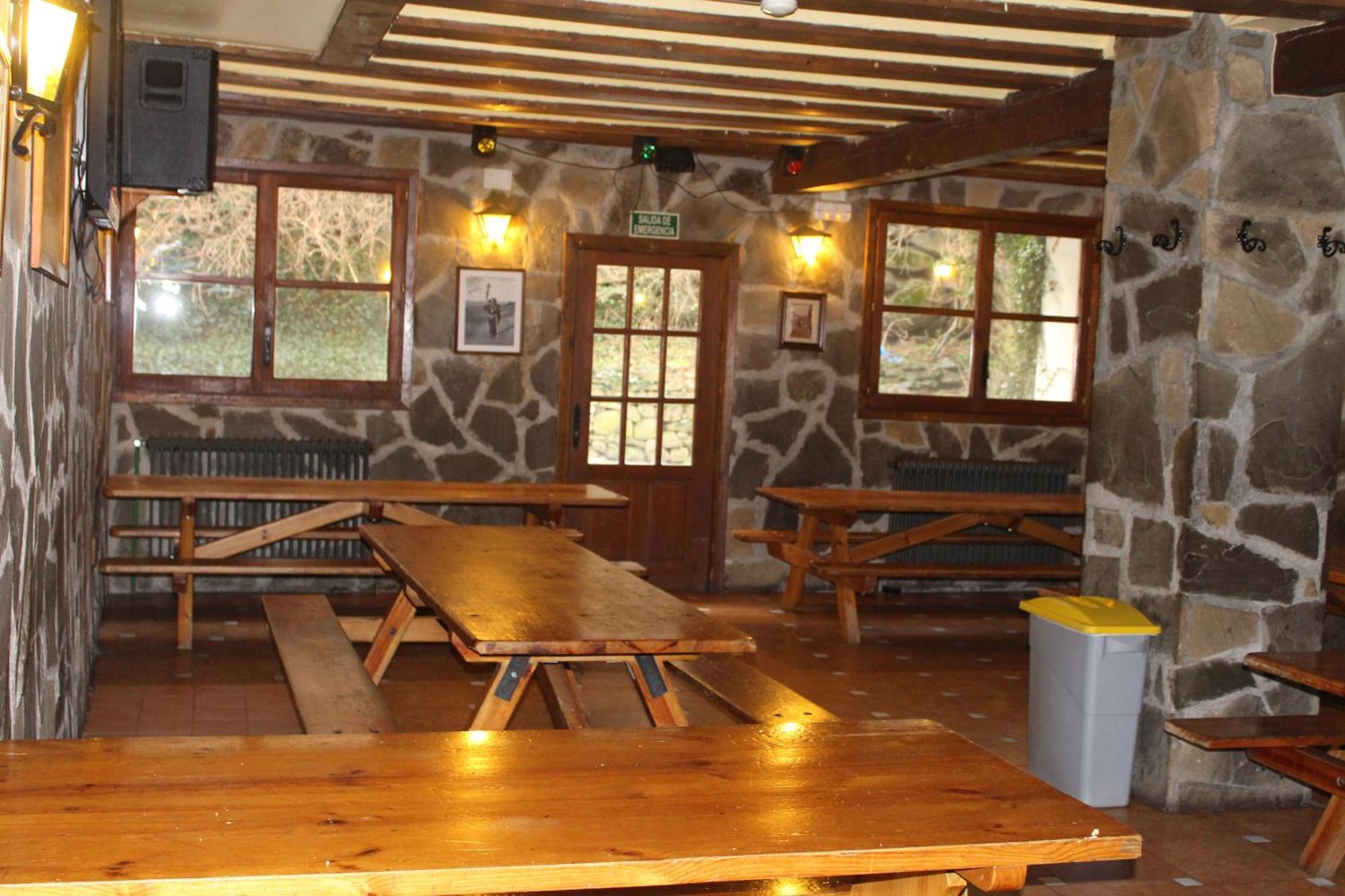 Albergue-Refugio Sargantana Canfranc Εξωτερικό φωτογραφία